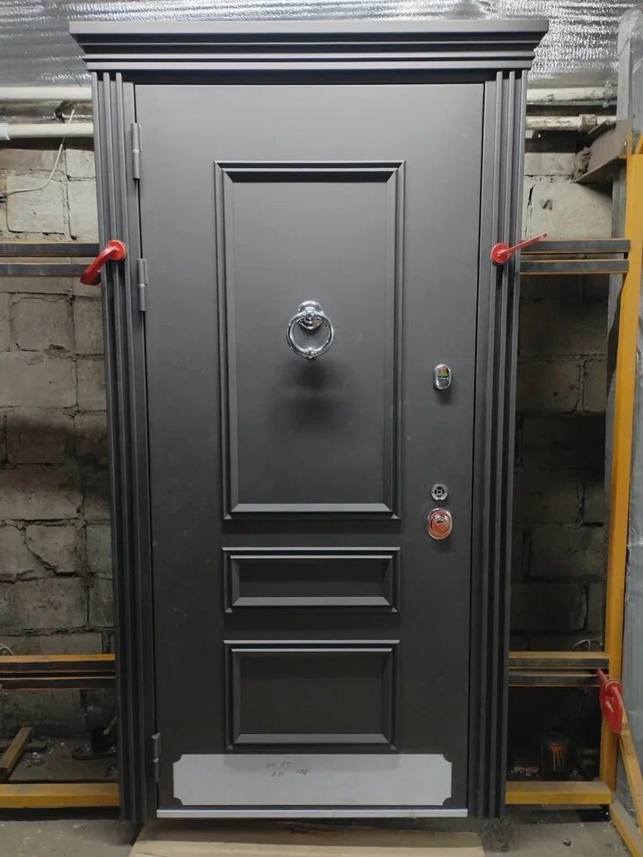 Входная заказная дверь1